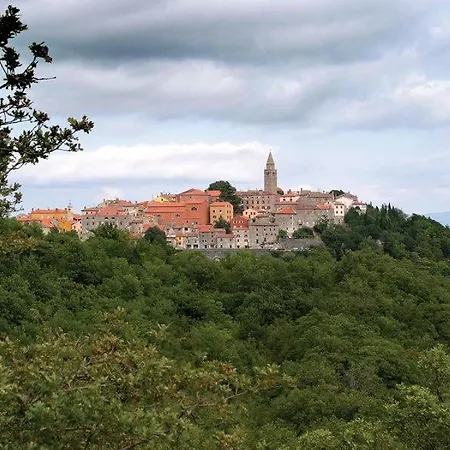 Analucija Villa Labin (Istria)