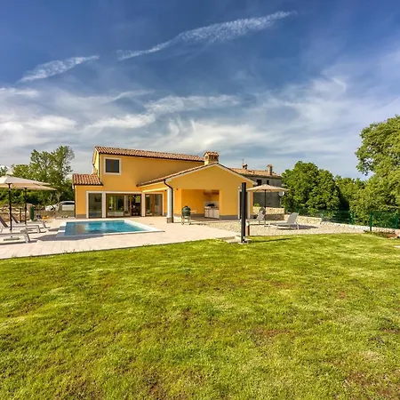 Analucija Labin (Istria)